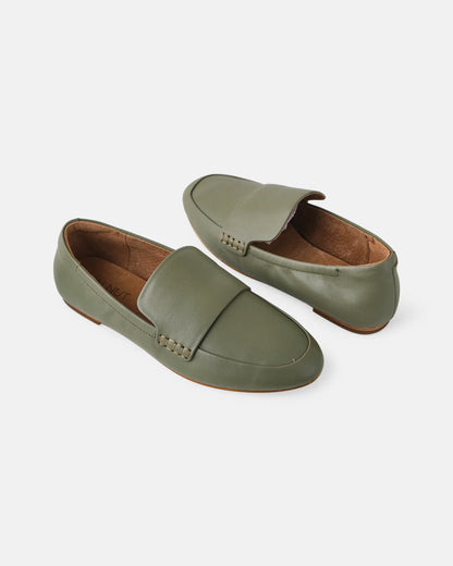 Walnut - Dutch Loafer - Olive