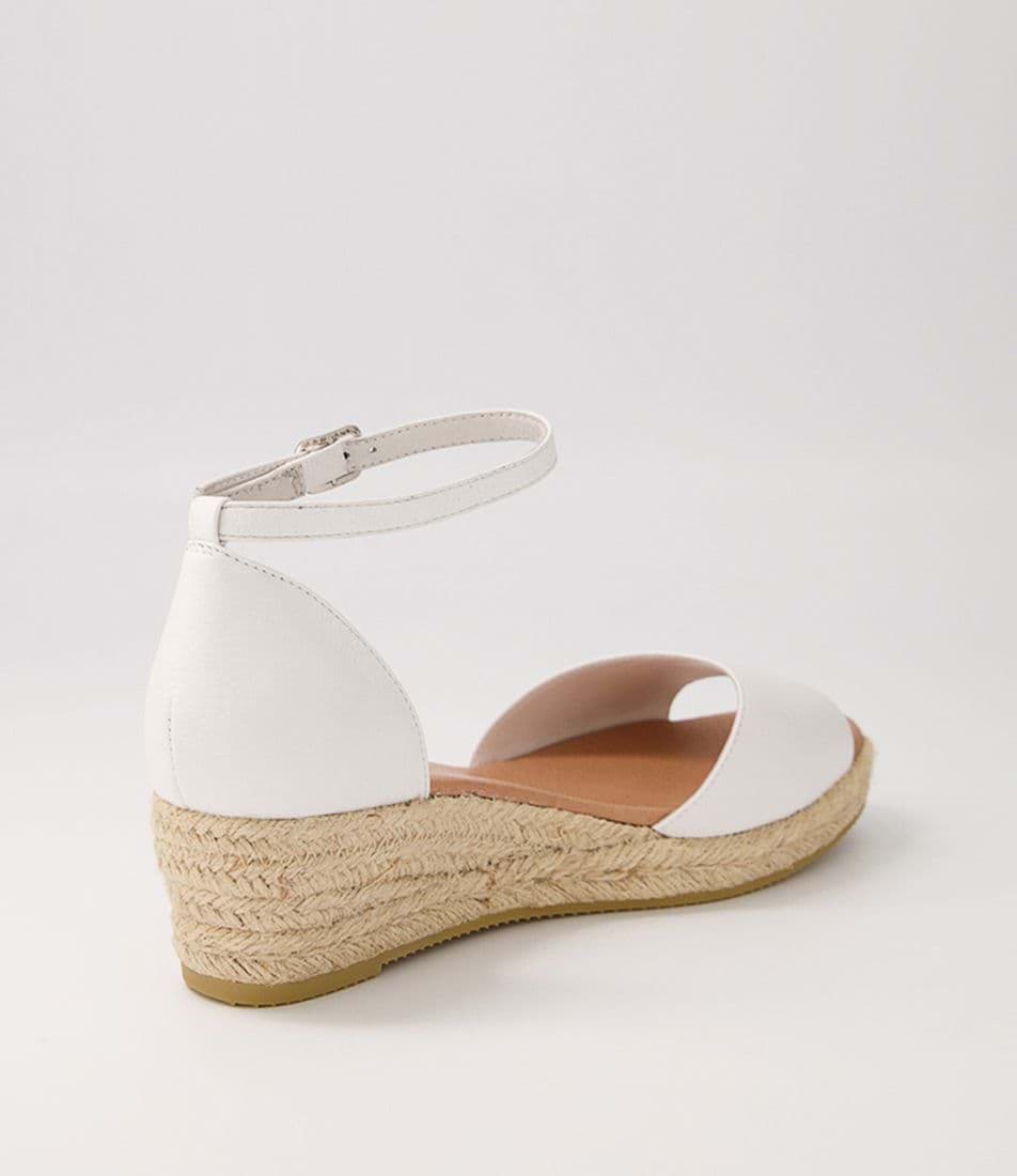 Django & Juliette - Skip Sandal White