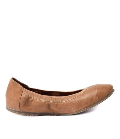 Walnut - Ava Ballet Tan