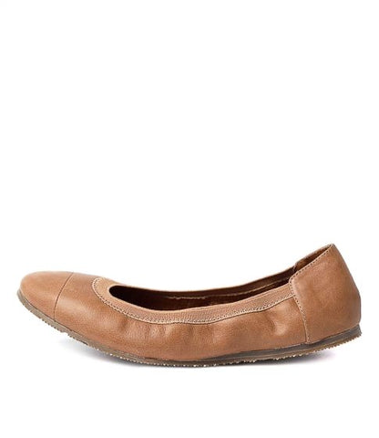 Walnut - Ava Ballet Tan