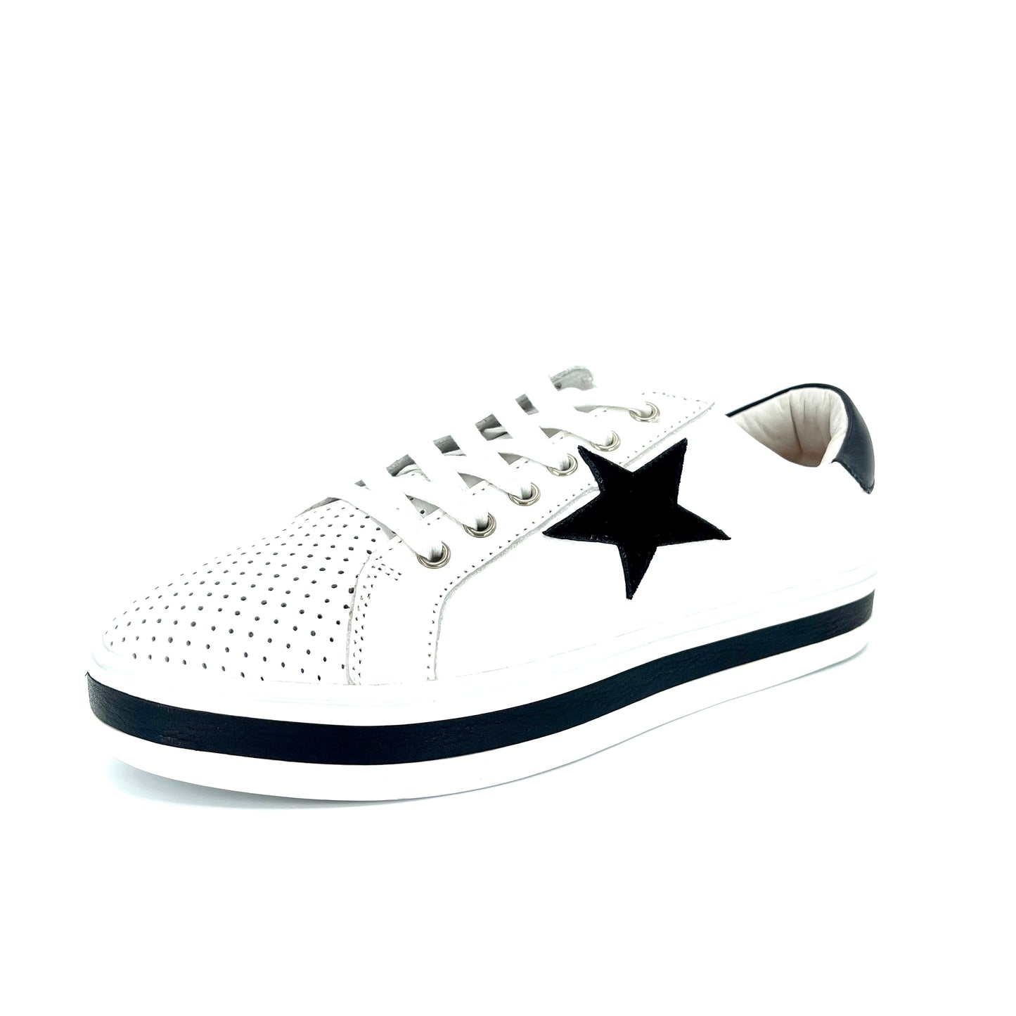 Alfie & Evie - Pixie Classic Tennis Sneaker - White/Black